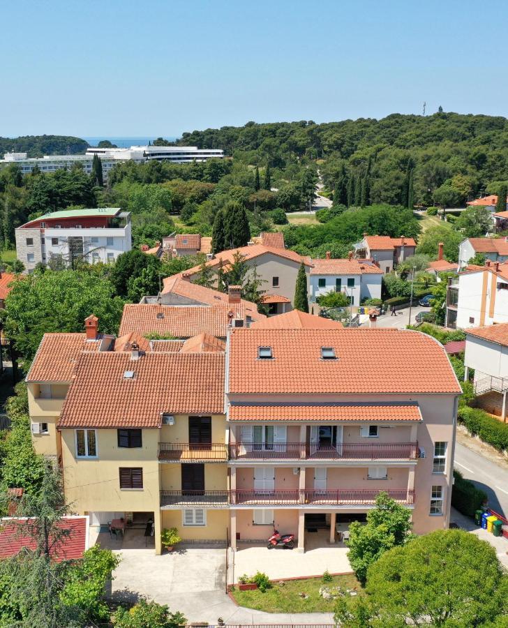 רוביני Apartment Nina מראה חיצוני תמונה