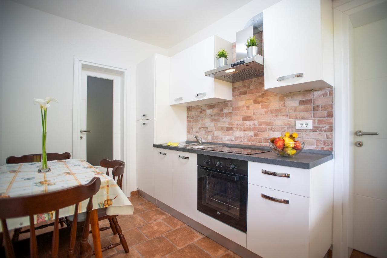 רוביני Apartment Nina מראה חיצוני תמונה